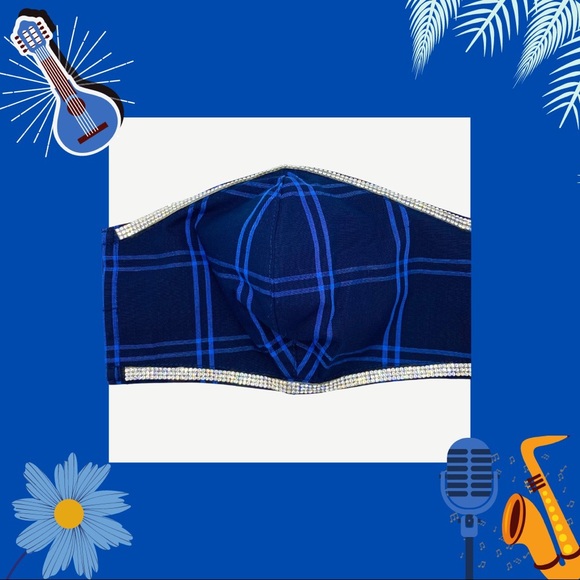 Rhinestone trim face mask - Picture 1 of 1